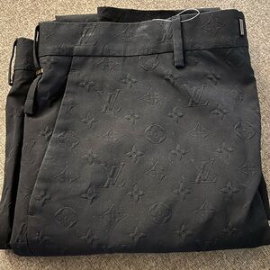 Men’s pants Louis Vuitton size 34 ( LV EU size 44)